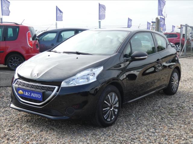 Peugeot 208 1,0 i